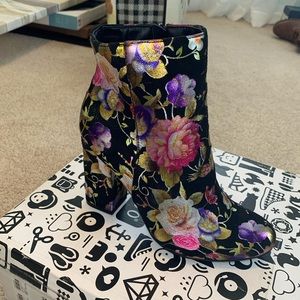 Ankle boots - never worn